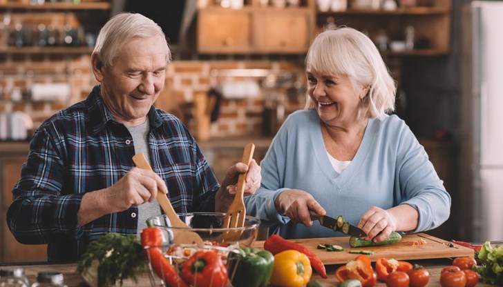 Проучване сочи, че здравословната храна и упражненията могат да лекуват депресия също толкова успешно колкото и психолог Проучване сочи, че здравословната храна и упражненията могат да лекуват депресия също толкова успешно колкото и психолог