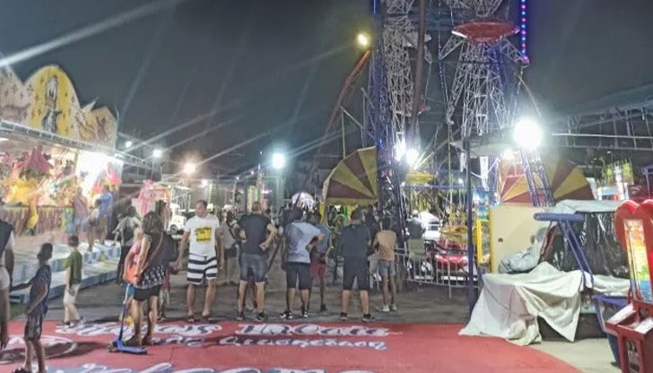 Инцидентът е станал в лунапарк във ваканционното градче Пефкохори Инцидентът е станал в лунапарк във ваканционното градче Пефкохори