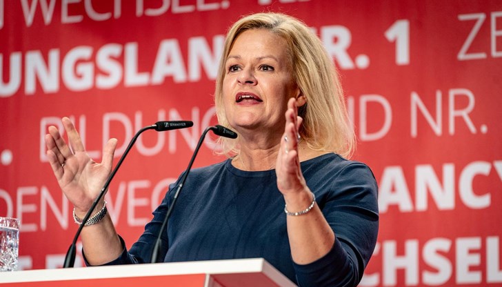 Вътрешният министър представи доклад за 2979 нападения срещу служители на реда