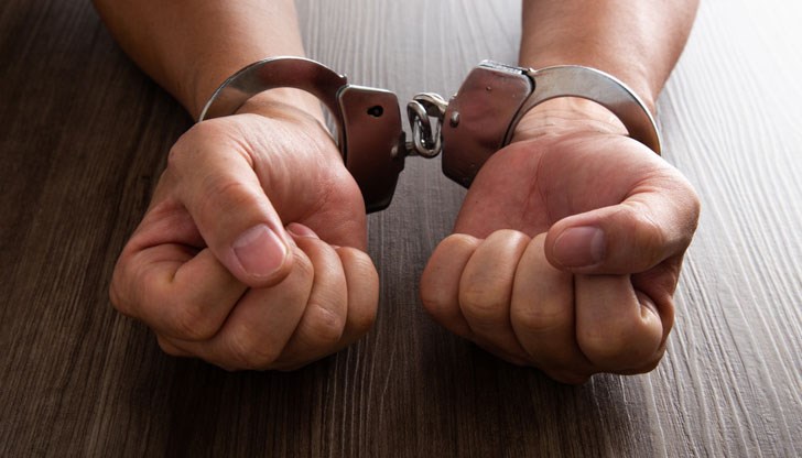 Задържани са двама мъже и една жена Задържани са двама мъже и една жена