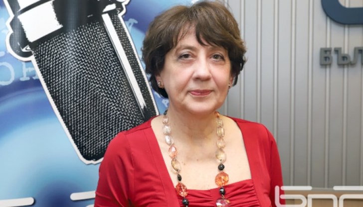 Политическият хаос в България: Безкрайният "секс денс" на властта Политическият хаос в България: Безкрайният "секс денс" на властта