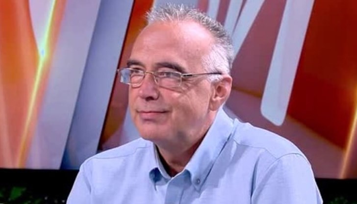 Сменят вътрешния министър, но промени едва ли ще има, заяви бившият говорител на служебните кабинети Сменят вътрешния министър, но промени едва ли ще има, заяви бившият говорител на служебните кабинети