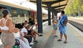 Пътници: Влакът от Бургас за София закъснява с часове
