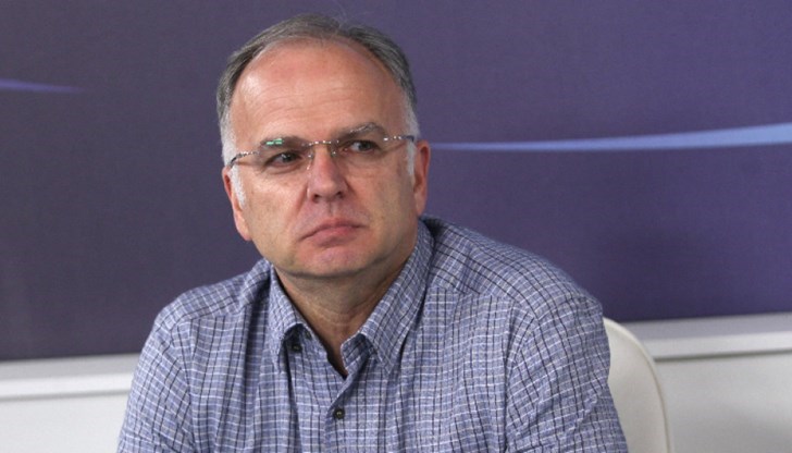 Зеленски е пешка в ръцете на западните сили, смята международният анализатор Зеленски е пешка в ръцете на западните сили, смята международният анализатор