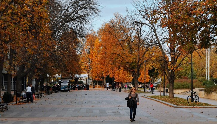 Есенното равноденствие бележи официалното начало на новия сезон Есенното равноденствие бележи официалното начало на новия сезон