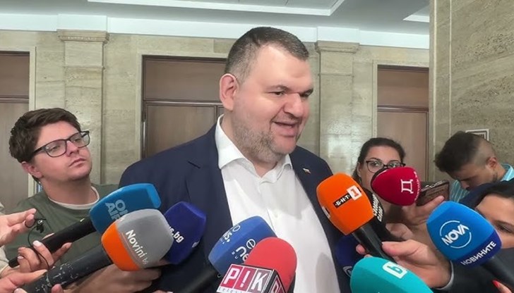 Съюзът на българските журналисти остро осъди атаките на Делян Пеевски срещу новия член на СЕМ Къдринка Къдринова Съюзът на българските журналисти остро осъди атаките на Делян Пеевски срещу новия член на СЕМ Къдринка Къдринова