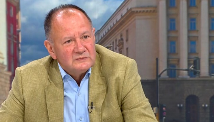 Бившият председател на парламента предупреди за опасността от политически компромиси Бившият председател на парламента предупреди за опасността от политически компромиси