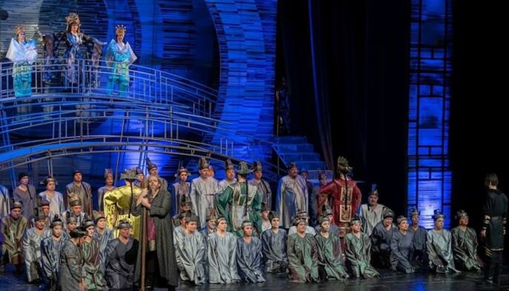 Спектакъл, съчетаващ таланта на водещи български оперни изпълнители Спектакъл, съчетаващ таланта на водещи български оперни изпълнители