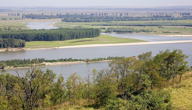 ЕС одобрява спорен ВЕЦ проект на Дунав въпреки екологичните рискове ЕС одобрява спорен ВЕЦ проект на Дунав въпреки екологичните рискове