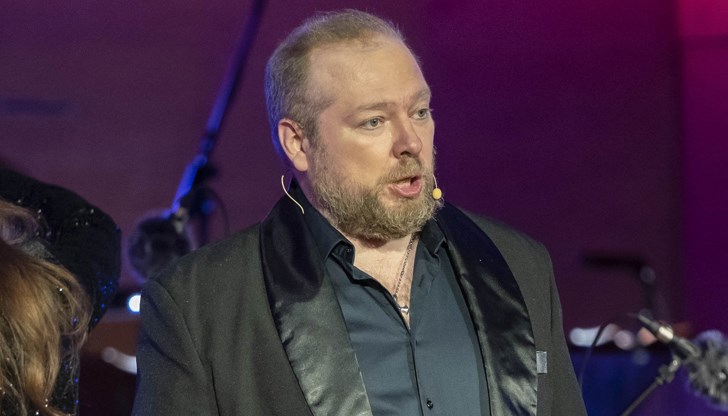 Един от най-обичаните солисти празнува рожден ден Един от най-обичаните солисти празнува рожден ден