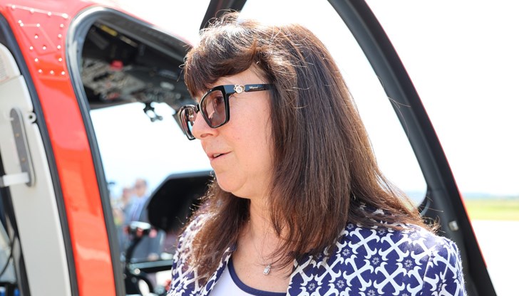 Предстои технически преглед на медицинския хеликоптер, както и монтирането му на черна кутия и интегрирането на софтуера Предстои технически преглед на медицинския хеликоптер, както и монтирането му на черна кутия и интегрирането на софтуера