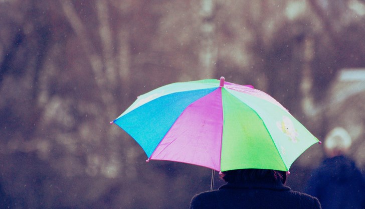 Интензивни валежи с гръмотевици от вторник Интензивни валежи с гръмотевици от вторник