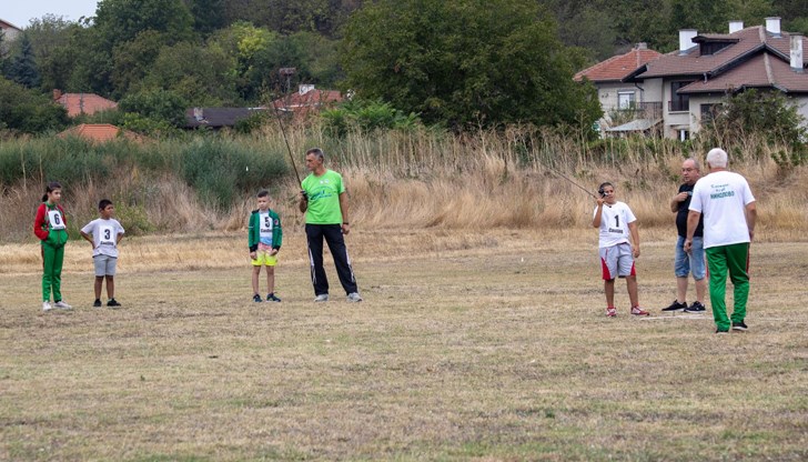 В надпреварата взеха участие 19 деца от четири спортни клуба