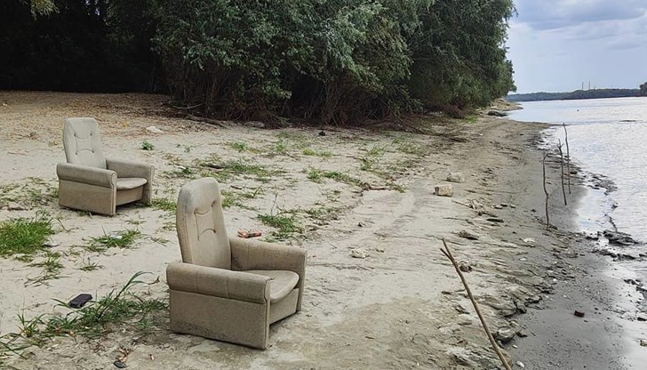 Домашен уют на пясъка: Неочаквана гледка изненада русенци край Дунав Домашен уют на пясъка: Неочаквана гледка изненада русенци край Дунав