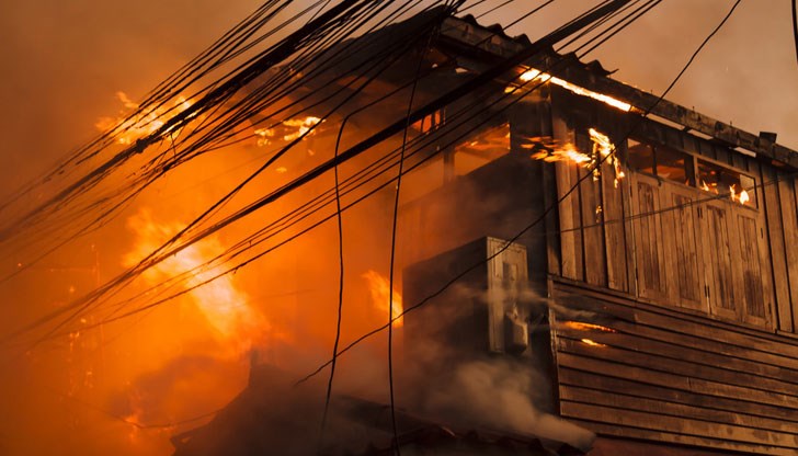 Улицата е била пълна с туристи Улицата е била пълна с туристи