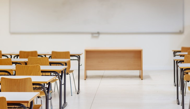 Учителите в пенсионна възраст запълват празнини в училищата Учителите в пенсионна възраст запълват празнини в училищата