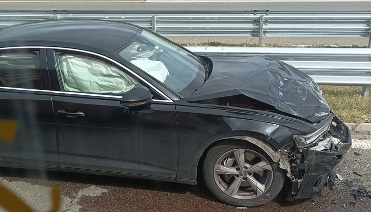 Ударили са се два леки автомобила