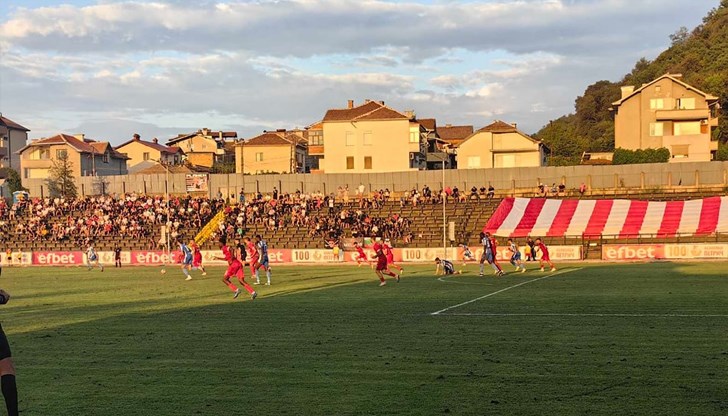 Русенци се бореха с кадрови липси, но не успяха да се наложат Русенци се бореха с кадрови липси, но не успяха да се наложат