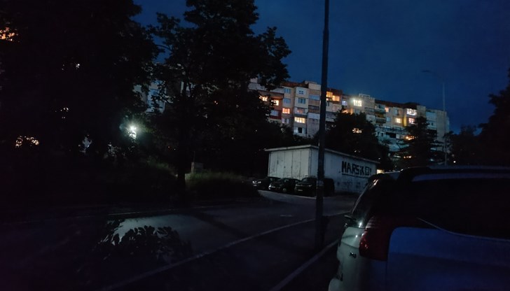 Полицаите са правели рутинен обход по улица "Никола Й. Вапцаров" Полицаите са правели рутинен обход по улица "Никола Й. Вапцаров"