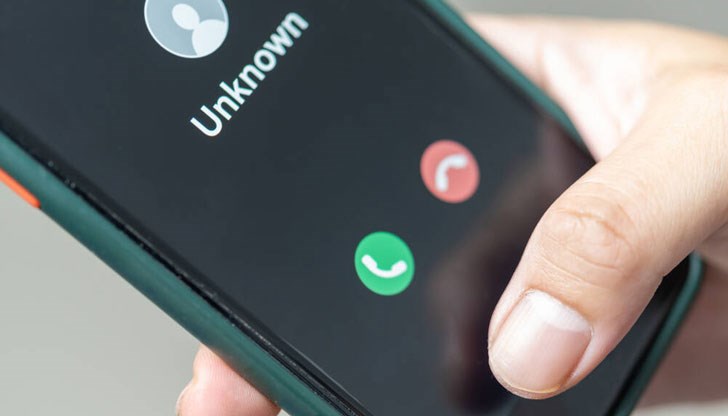 Експерти предупреждават за злоупотреба с лични данни чрез AI обаждания Експерти предупреждават за злоупотреба с лични данни чрез AI обаждания