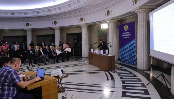 Електронно подадено заявление в 00:05 часа става ключово в спора Електронно подадено заявление в 00:05 часа става ключово в спора