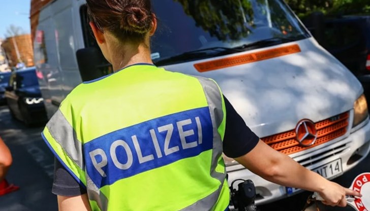 Правителството затяга мерките срещу миграцията и тероризма Правителството затяга мерките срещу миграцията и тероризма