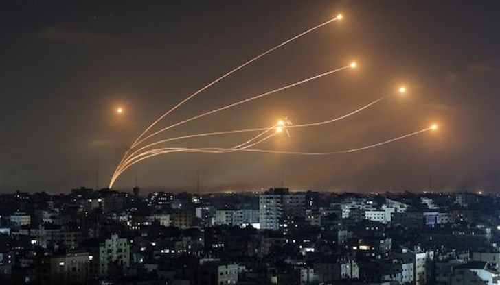 Експерти прогнозират, че разходите могат да достигнат 66,3 милиарда долара до края на 2025 година Експерти прогнозират, че разходите могат да достигнат 66,3 милиарда долара до края на 2025 година