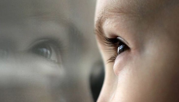 Мъжът получавал над 10 000 евро за всяко продадено дете Мъжът получавал над 10 000 евро за всяко продадено дете