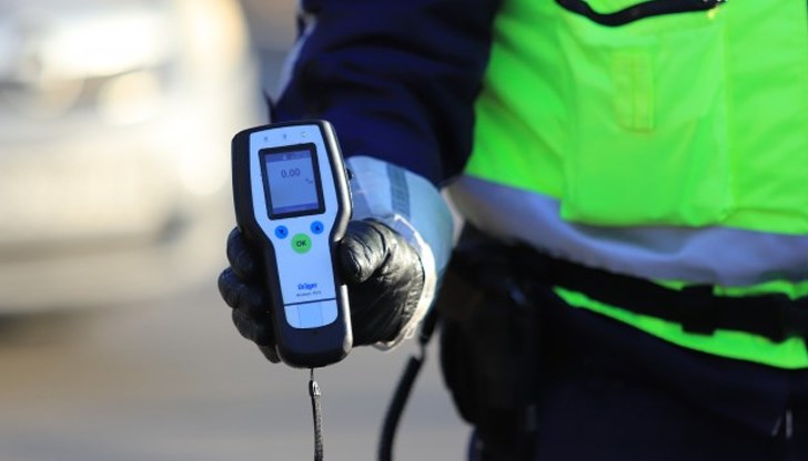 Водач с положителна проба за наркотици засечен в Глоджево Водач с положителна проба за наркотици засечен в Глоджево