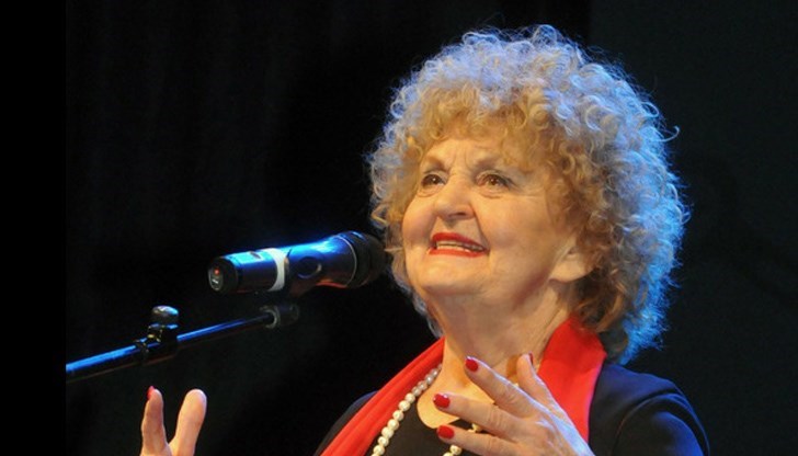 Георги Тошев представя биографична книга за легендарната актриса Георги Тошев представя биографична книга за легендарната актриса