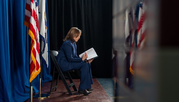 Лекарят на вицепрезидента потвърждава отличното ѝ здравословно състояние