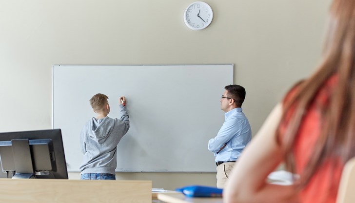 Предложение за промяна на учебния график Предложение за промяна на учебния график