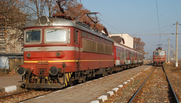 Над 2000 граждани се обявиха против промените в железопътния транспорт
