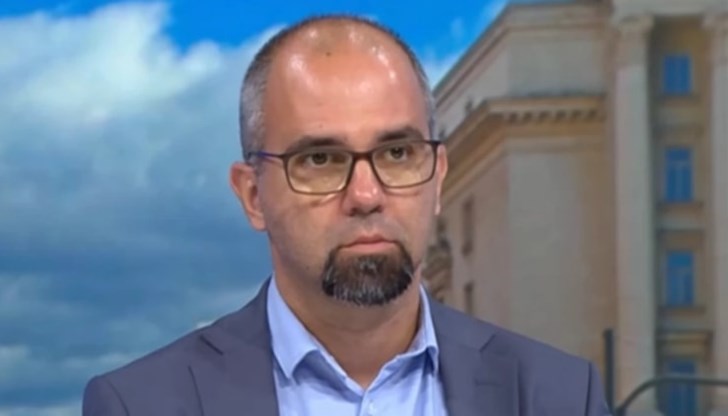 Сложна политическа формула за съставяне на кабинет Сложна политическа формула за съставяне на кабинет