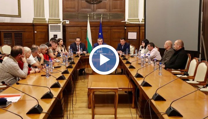 Правителството отпусна 200 милиона лева, но фермерите настояват да получат пълния обем на обещаното – 325 милиона лева