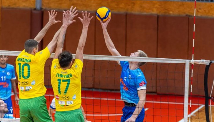 За втори път добричлии надиграха русенци в предсезонните контроли За втори път добричлии надиграха русенци в предсезонните контроли