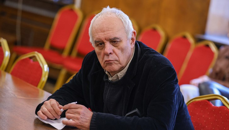 Безпрецедентна фрагментация при девет партии в Народното събрание Безпрецедентна фрагментация при девет партии в Народното събрание