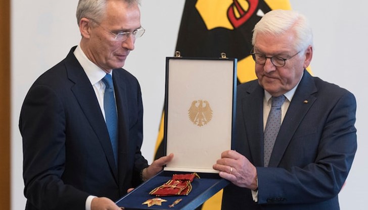 Франк - Валтер Щайнмайер награди Столтенберг с най-високия орден на Германия Франк - Валтер Щайнмайер награди Столтенберг с най-високия орден на Германия