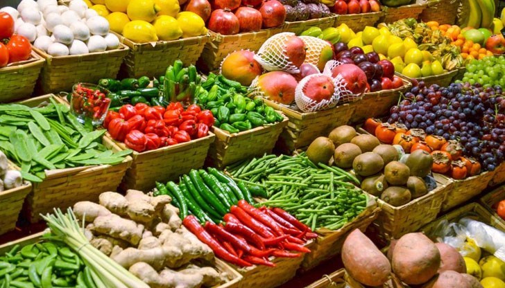 Разликата в цените на основни хранителни продукти привлича нашенци Разликата в цените на основни хранителни продукти привлича нашенци