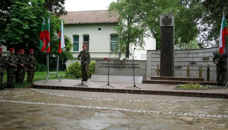 Възпоменателният ритуал ще се състои пред Мемориала на загиналите във войните за национално обединение русенци Възпоменателният ритуал ще се състои пред Мемориала на загиналите във войните за национално обединение русенци