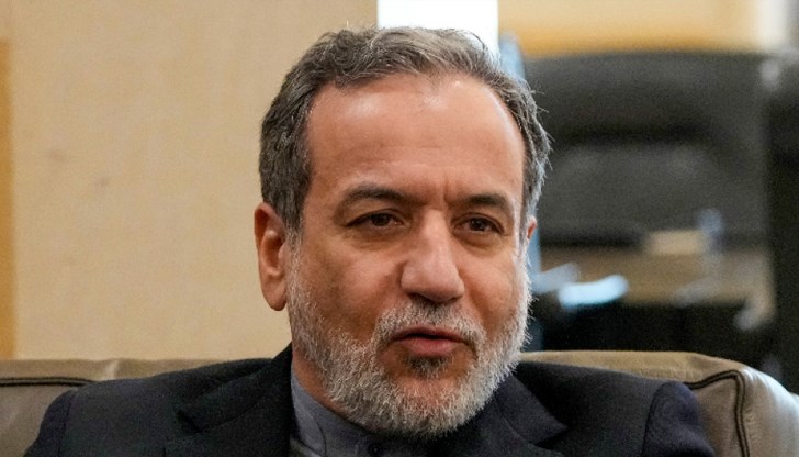 Иранският външен министър провежда серия от срещи в региона за намаляване на напрежението Иранският външен министър провежда серия от срещи в региона за намаляване на напрежението