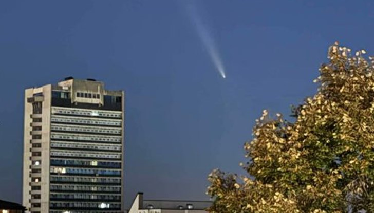 Астрономи и любители станаха свидетели на ярка комета над България Астрономи и любители станаха свидетели на ярка комета над България