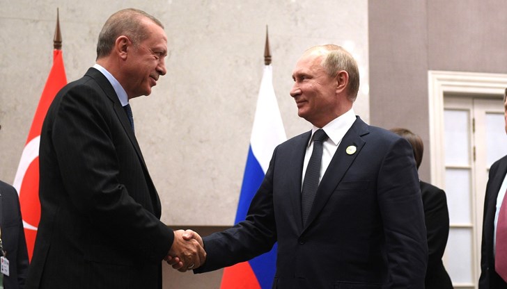 Двамата лидери обсъдиха и отношенията между Турция и Русия Двамата лидери обсъдиха и отношенията между Турция и Русия