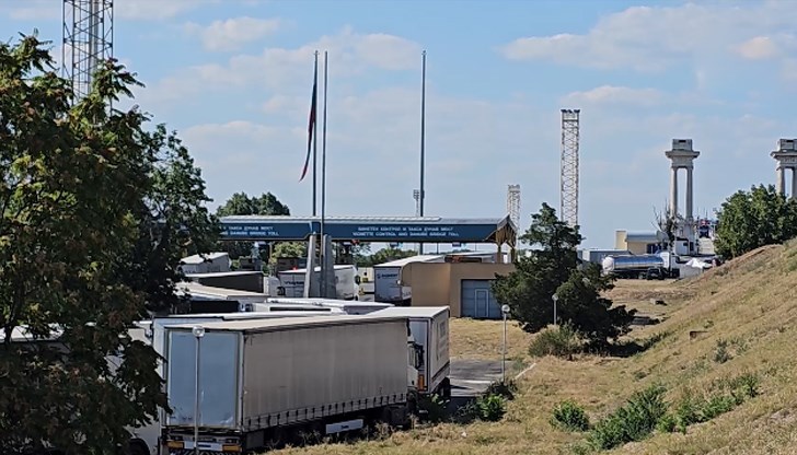 Чакането на границите оскъпява стоките за крайния потребител Чакането на границите оскъпява стоките за крайния потребител