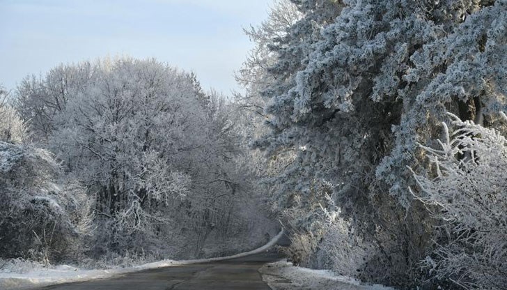 Жълт код за опасно време в 13 области, очаква се сняг в планинските райони Жълт код за опасно време в 13 области, очаква се сняг в планинските райони