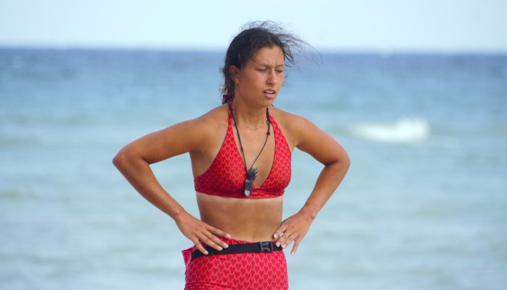 Русенката се отправи към тайнствения Изолатор, където ще се срещне с рапъра Павел Русенката се отправи към тайнствения Изолатор, където ще се срещне с рапъра Павел