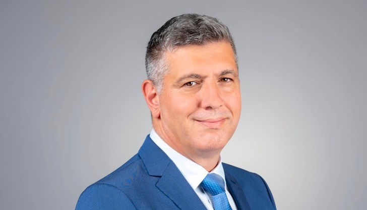 Блокадата на парламента е заради нежеланието на ДПС - Ново начало да отстъпи институционалния монопол Блокадата на парламента е заради нежеланието на ДПС - Ново начало да отстъпи институционалния монопол