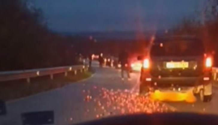 Мъгла и дъжд усложняват пътната обстановка в региона Мъгла и дъжд усложняват пътната обстановка в региона