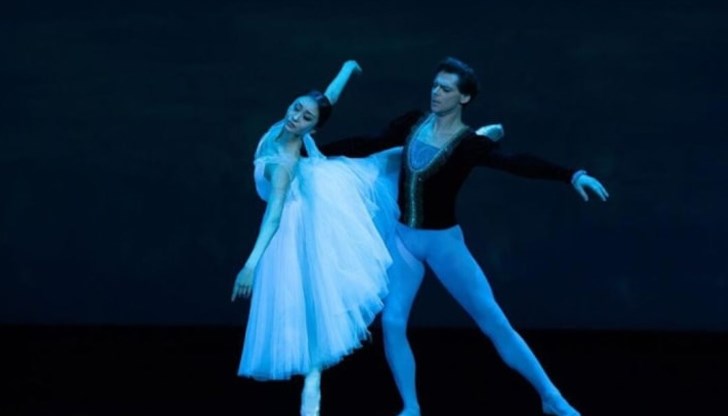 Мариинският театър скърби за своя премиер солист Владимир Шкляров Мариинският театър скърби за своя премиер солист Владимир Шкляров