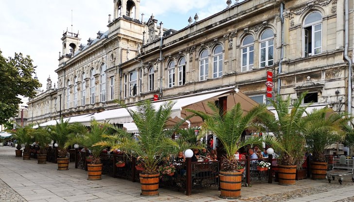 Когато разбрах какво се е случило снощи, онемях. Не мога и да си представя, че може да има такъв вид агресия спрямо изкуство, спрямо тази пиеса Когато разбрах какво се е случило снощи, онемях. Не мога и да си представя, че може да има такъв вид агресия спрямо изкуство, спрямо тази пиеса